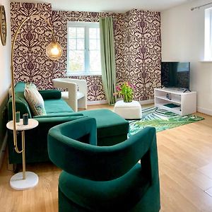 Appartement à 2 Chambres à Coucher