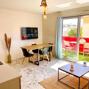 Appartement à 2 Chambres à Coucher