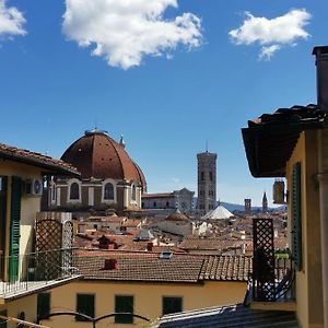 Sweetly Home In Florence