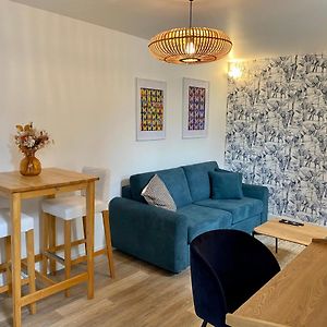 Appartement à 2 Chambres à Coucher