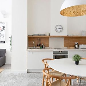 Appartement à 3 Chambres à Coucher
