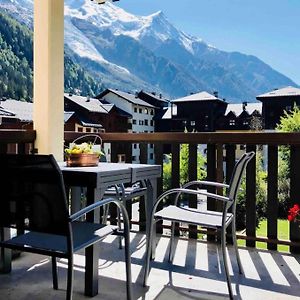 Mont Blanc 25, Vue Mont Blanc, Balcon, Parking