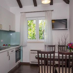 Appartement de Luxe à 1 Chambre à Coucher