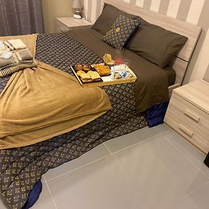 Private Bathroom King Room
