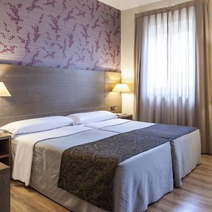 Chambre Lit Queen-Size