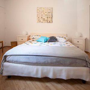Appartement T3 Traversant Résidence Standing Garage et Piscine Extérieure GRATUITS