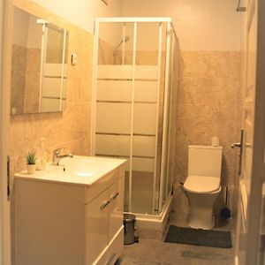 Chambre Juste Pour Hommes Dortoir
