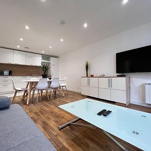 Appartement à 3 Chambres à Coucher