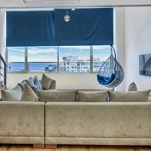 Appartement de Luxe à 2 Chambres à Coucher