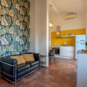 Appartement à 2 Chambres à Coucher