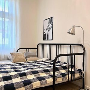 Quiet Apartment Close To Center