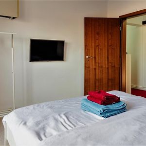 Parliament Marriott Unirii Square 5 Bedrooms Luxury Apartment Old Town