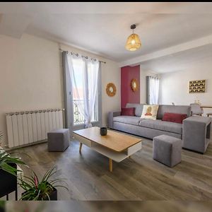 Appartement à 3 Chambres à Coucher