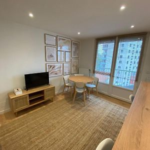 Appartement à 2 Chambres à Coucher