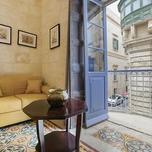 Vlt214- Valletta 2 Bedroom Townhouse