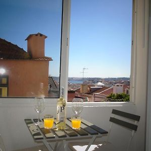 Appartement à 2 Chambres à Coucher