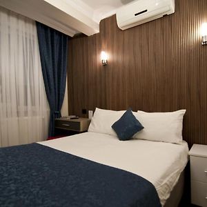 Chambre Économique Lit King-Size au Sous-Sol