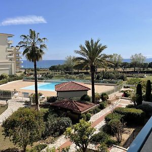 Appartement Avec Terrasse, Piscine Et A 5 Min De La Plage A Juan Les Pins - Fr-1-252-185