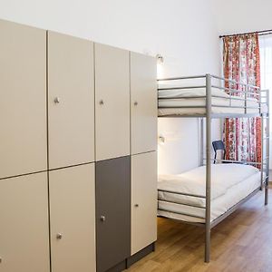 Chambre Juste Pour Femmes Dortoir