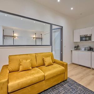 Marais - Modern Apartment