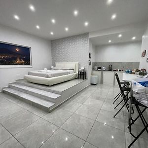 Suite Limatola