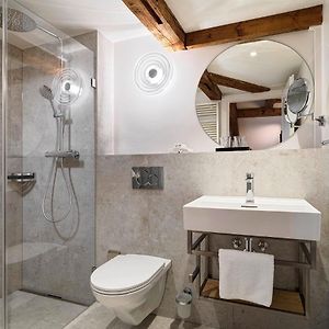 Chambre Lit Queen-Size