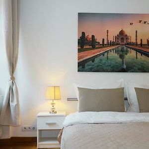 Appartement à 3 Chambres à Coucher