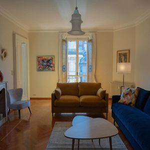 Appartement à 2 Chambres à Coucher