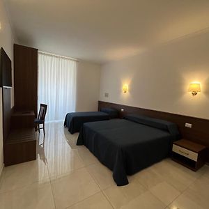 Private Bathroom Triple Room