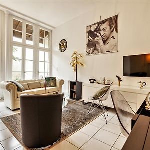 Appartement à 2 Chambres à Coucher