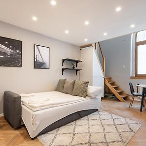 S11 - Stylish Prime,Location, By Bqa