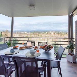 A7- 2 Bdr Sea & Mountain View - Ac, Parking, Pool & Terrace