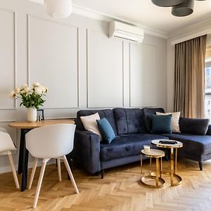 Golden Apartments Warsaw - Mennica Residence