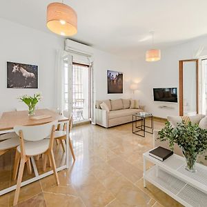 Appartement à 3 Chambres à Coucher