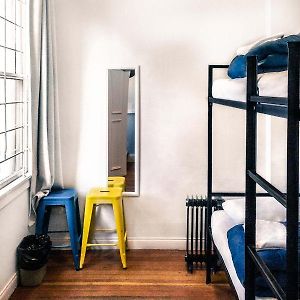 Chambre Juste Pour Femmes Dortoir