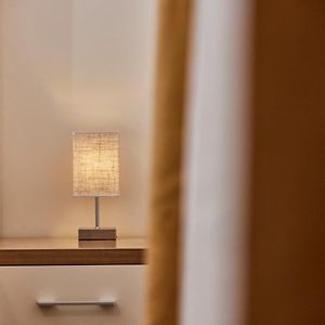 Chambre Budgétée Simple au Sous-Sol