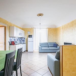 Appartement à 3 Chambres à Coucher