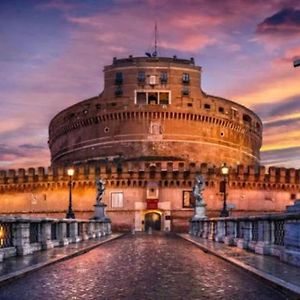 Nanni Vatican House