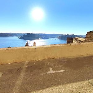 Port 531 Savynomad Harbour Residences Valletta Wow Views