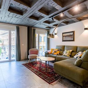 Appartement à 3 Chambres à Coucher