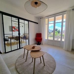 Appartement Spacieux De Standing - Parking Gratuit