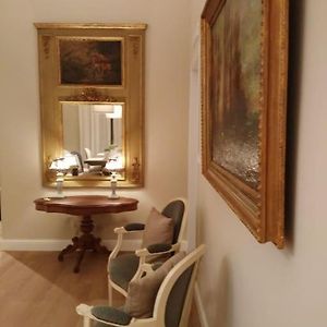 Appartement à 3 Chambres à Coucher