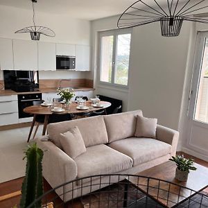 Appartement à 3 Chambres à Coucher