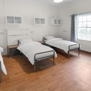 Chambre Juste Pour Hommes Triple