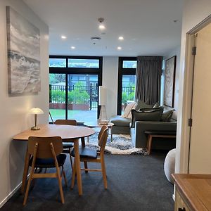 3 Bedroom Apartment In Newmarket