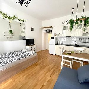 Centrum Bohemia Apartment