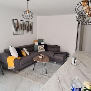 En Exclusivite T3 A 2 Pas Des Plages De St Raphael