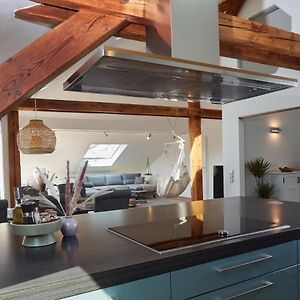 Appartement à 3 Chambres à Coucher