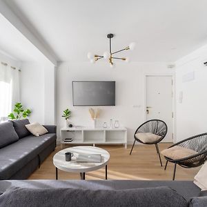 Appartement à 3 Chambres à Coucher