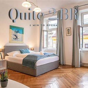 Appartement à 2 Chambres à Coucher